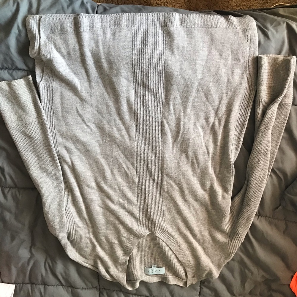 Sweater! - Picture 2 of 2